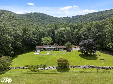 Horse Property for sale in Henderson County, North Carolina