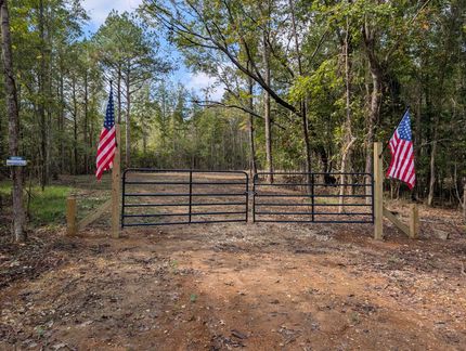 Property for sale in Lauderdale County, Alabama