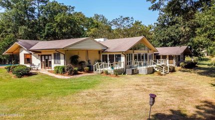 Lakefront Property for sale in Hinds County, Mississippi