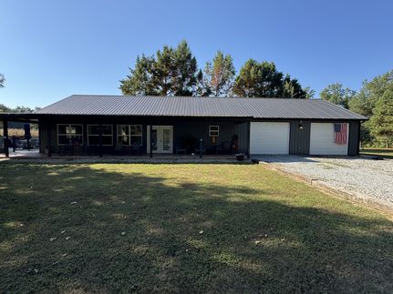 Property for sale in Wayne County, Illinois