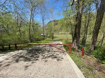 Waterfront Property for sale in Cumberland County, Kentucky