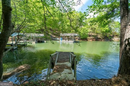 Lakefront Property for sale in Bartow County, Georgia