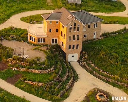 Property for sale in Jones County, Iowa