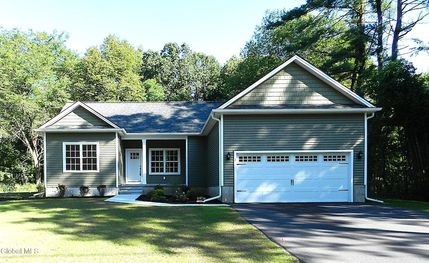 Property for sale in Saratoga County, New York