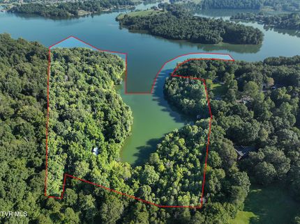 Lakefront Property for sale in Sullivan County, Tennessee