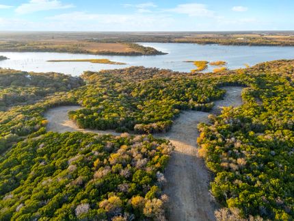 Lakefront Property for sale in McLennan County, Texas