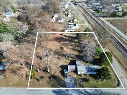 Property for sale in Wayne County, Illinois