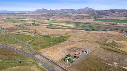 Lakefront Property for sale in Crook County, Oregon
