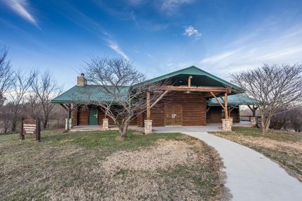 Property for sale in Bond County, Illinois