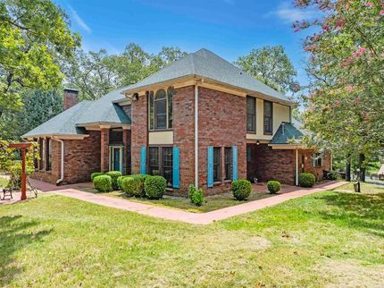 Lakefront Property for sale in Garland County, Arkansas