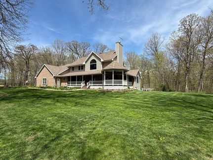 Property for sale in Stephenson County, Illinois