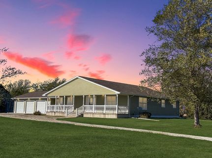 Property for sale in Fayette County, Illinois