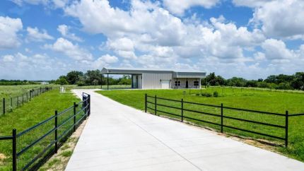 Property for sale in Wilson County, Texas