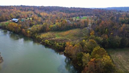 Riverfront Property for sale in Hickman County, Tennessee