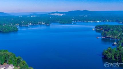 Lakefront Property for sale in Jackson County, Alabama