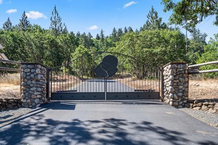 Residential Property for sale in Josephine County, Oregon