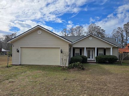 Lakefront Property for sale in Hamilton County, Florida