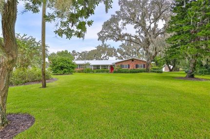 Lakefront Property for sale in Hillsborough County, Florida