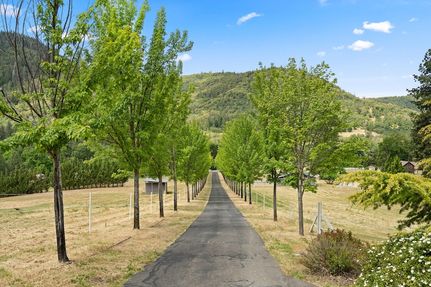 Property for sale in Jackson County, Oregon