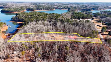 Lakefront Property for sale in Stephens County, Georgia