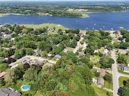 Property for sale in Bristol County, Rhode Island