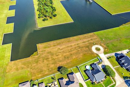 Lakefront Property for sale in Terrebonne Parish, Louisiana
