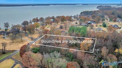 Lakefront Property for sale in Limestone County, Alabama