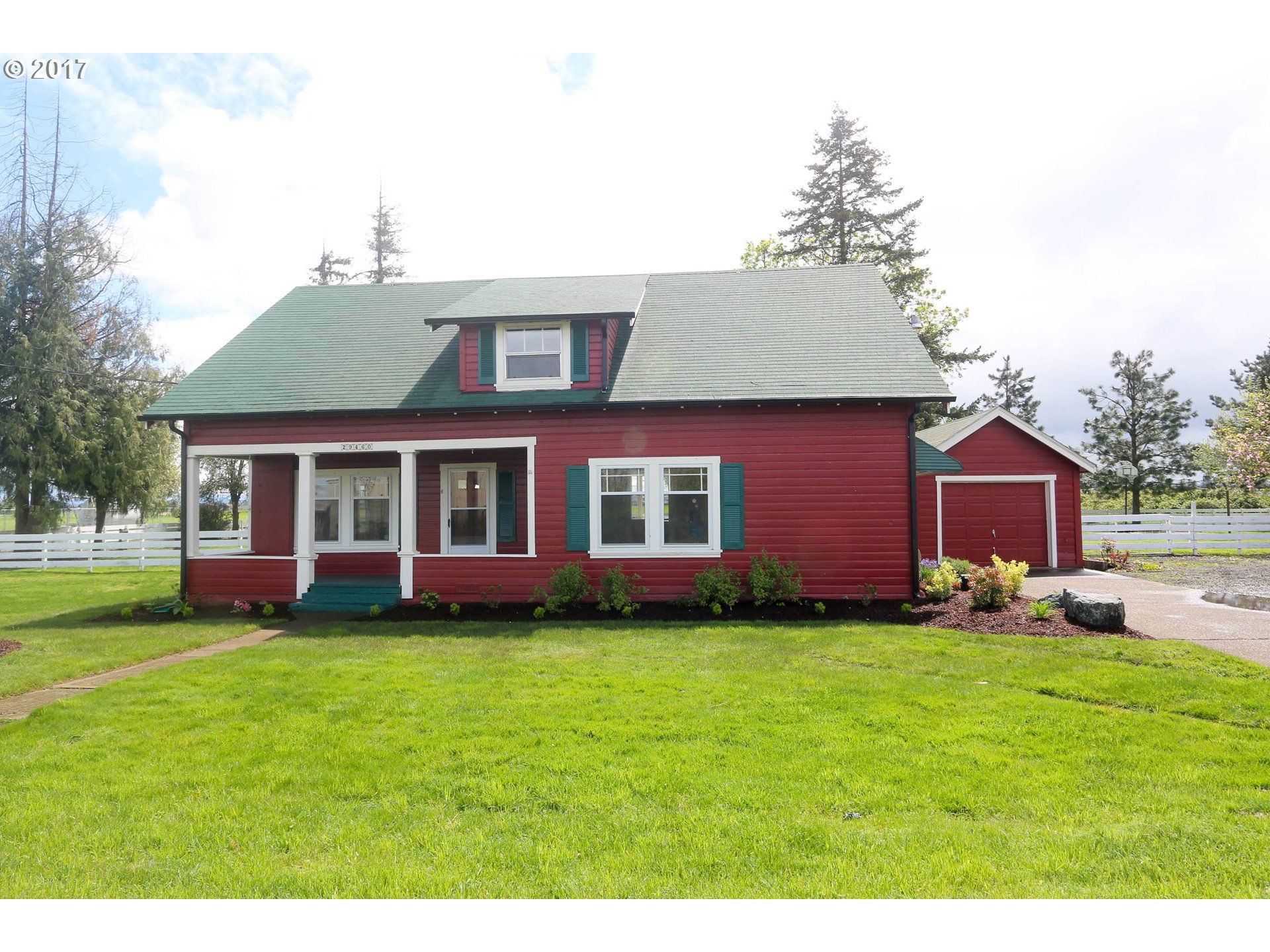 4.51 acres in Lane County, Oregon