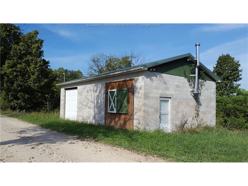 109 acres in Jackson County, West Virginia