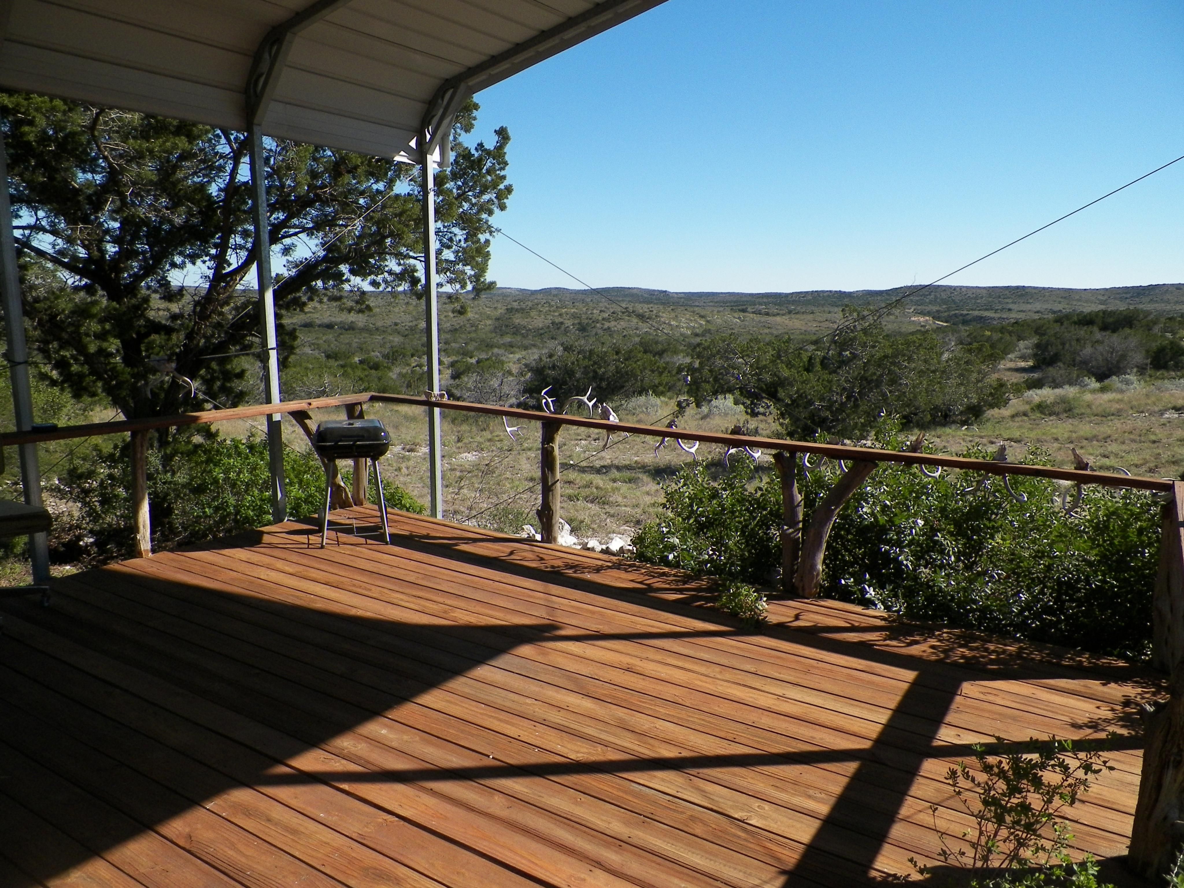 354 acres in Val Verde County, Texas