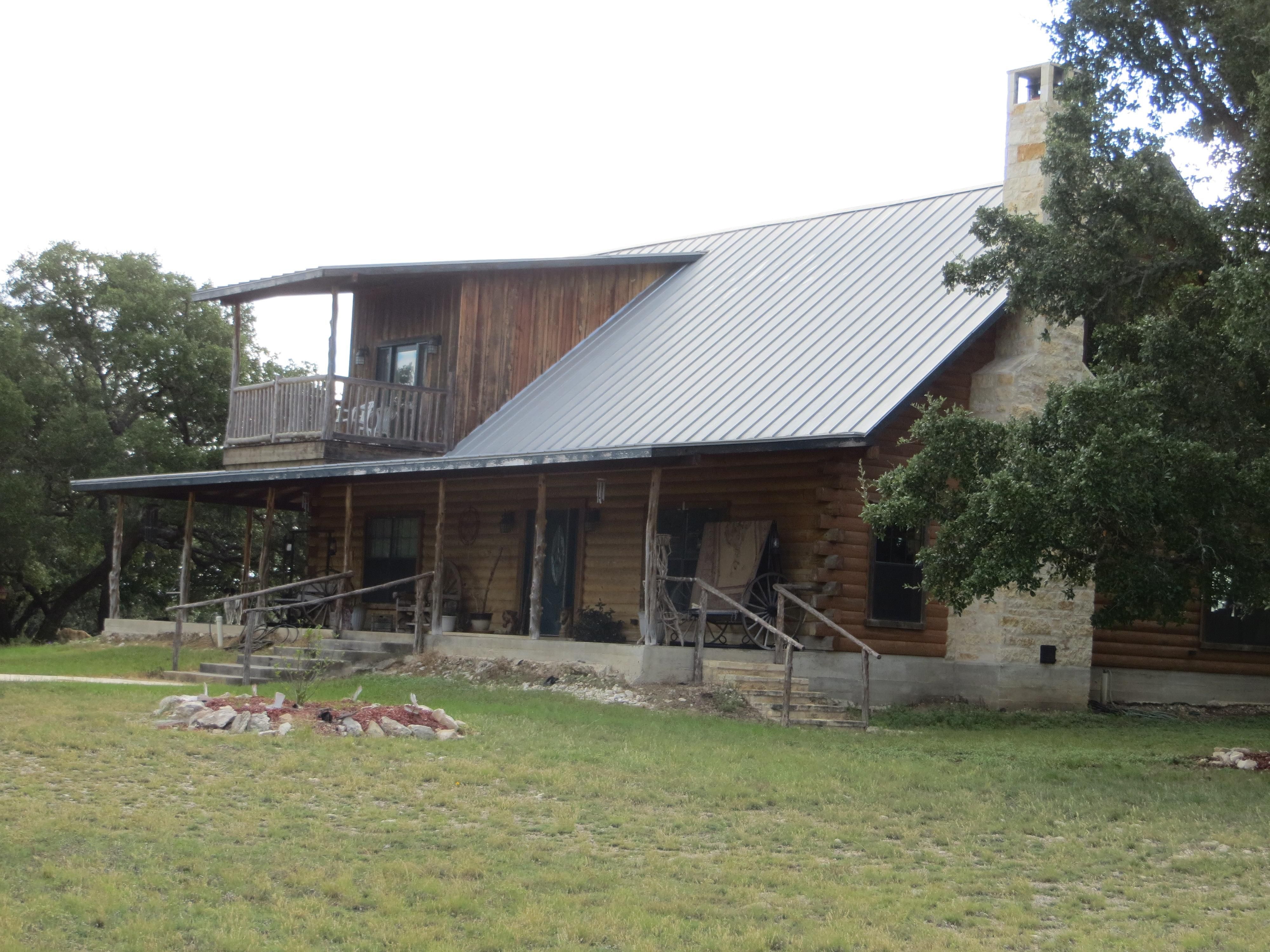 125 acres in Kimble County, Texas