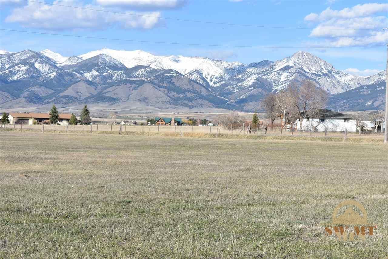 10 acres in Gallatin County, Montana
