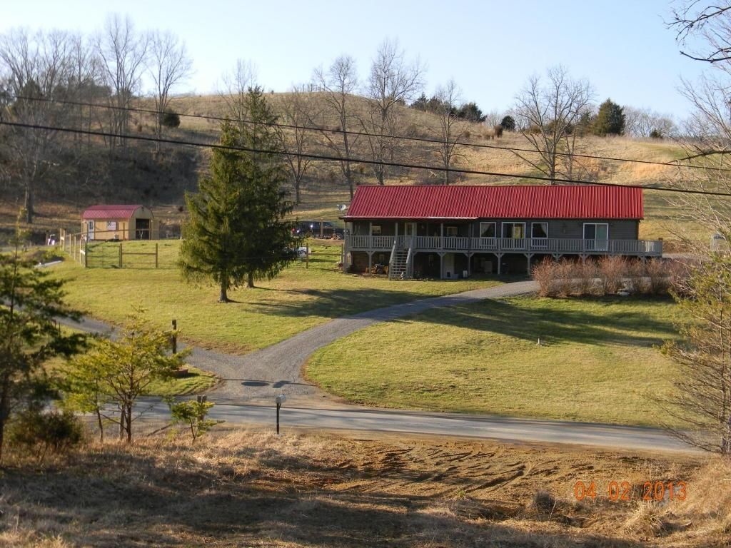 24.4 acres in Monroe County, West Virginia