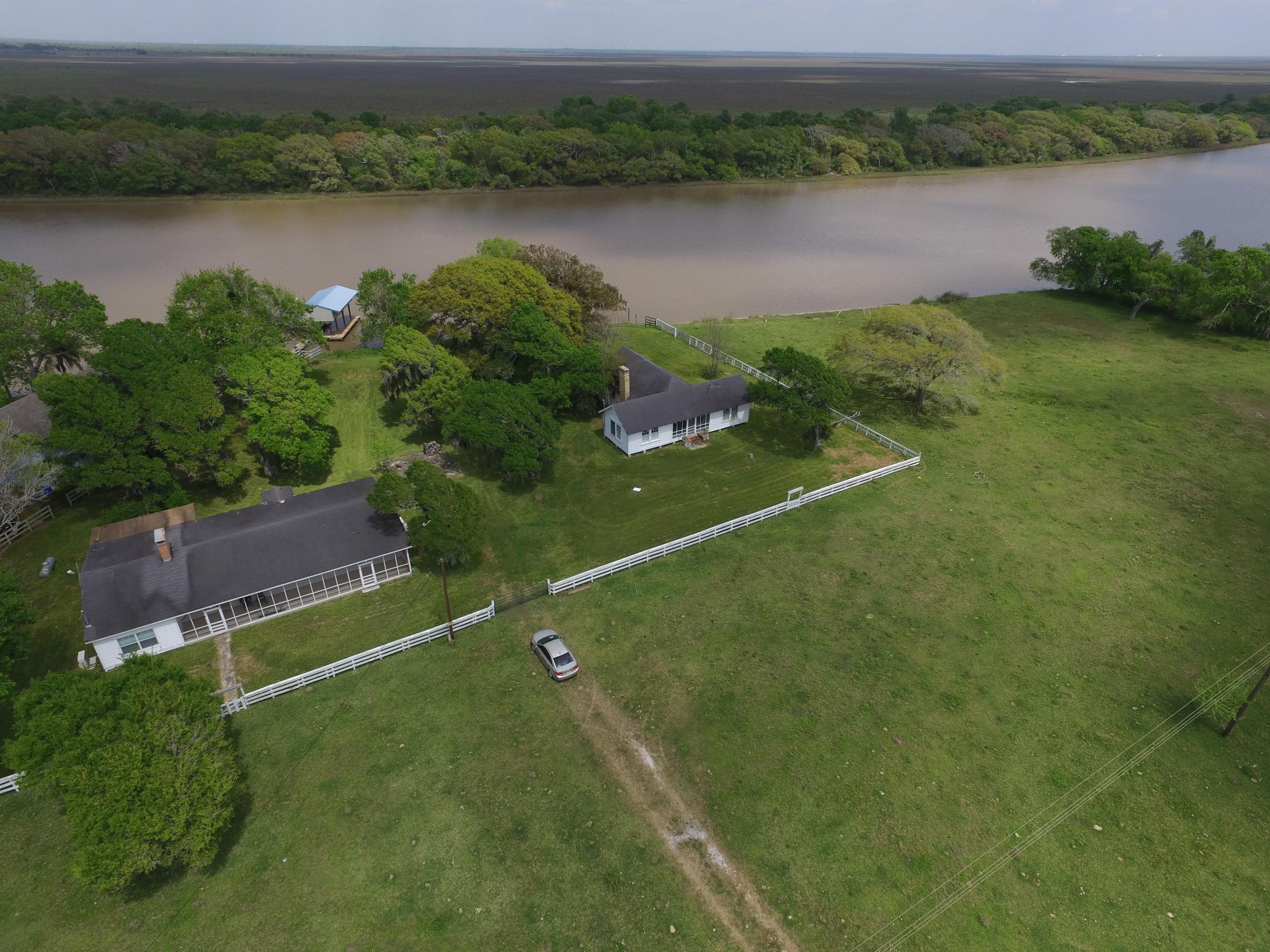 8135 S FM 2918, Brazoria, TX 77422