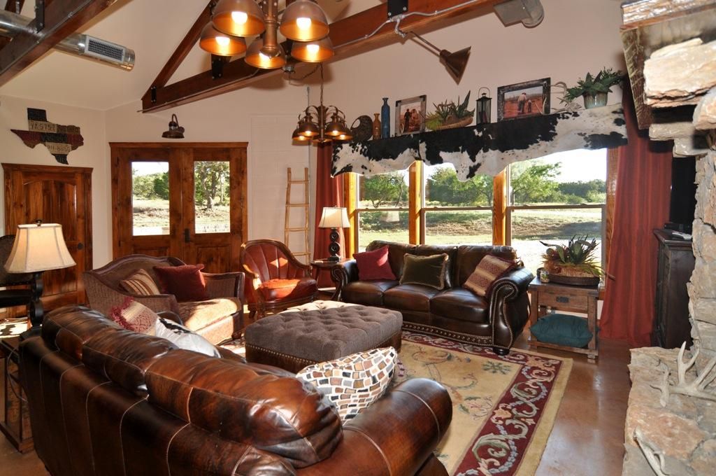 000 Halsell Ranch Road, Bryson, TX 76458