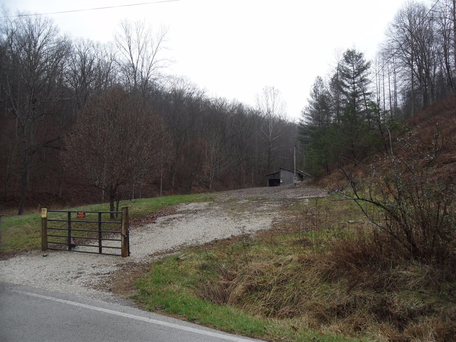 15 acres in Wolfe County, Kentucky