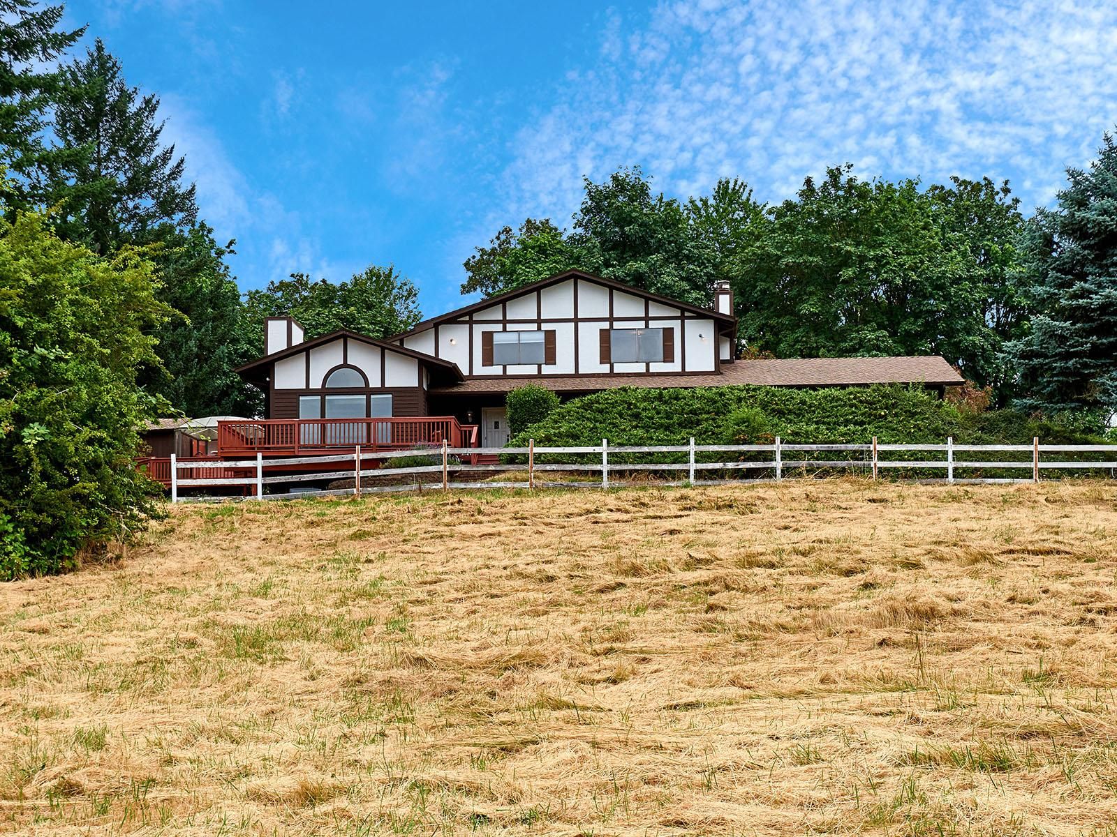 5.74 acres in Clackamas County, Oregon