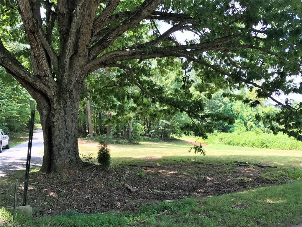 1.5 acres in Rockingham County, North Carolina