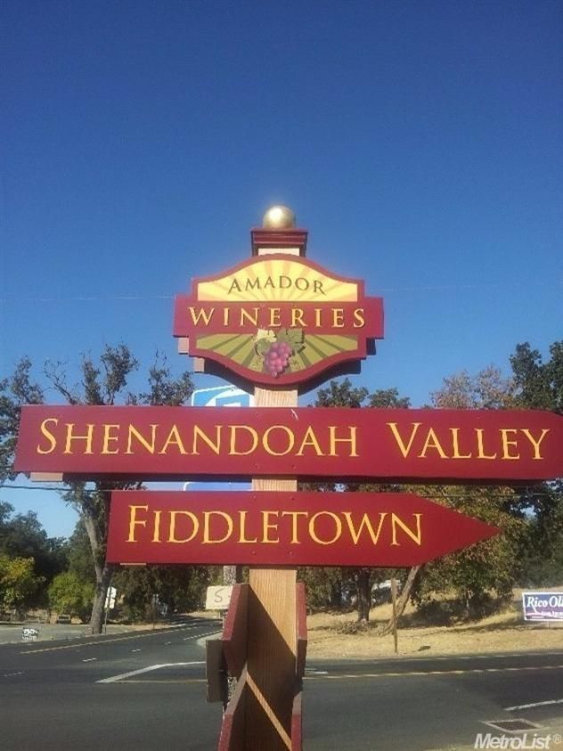 10.01 acres in Amador County, California