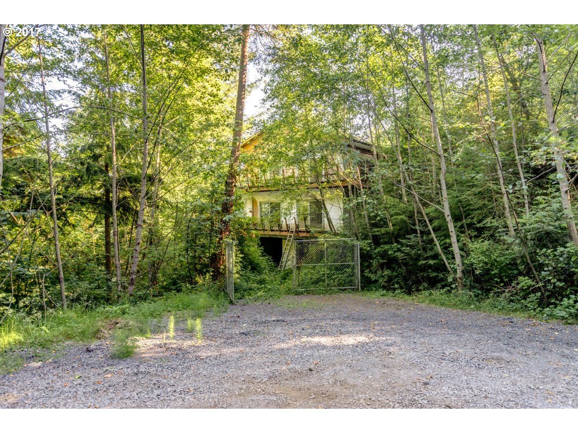 10.32 acres in Wahkiakum County, Washington