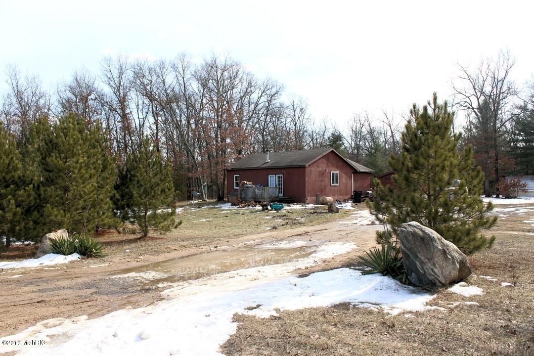 10 acres in Newaygo County, Michigan