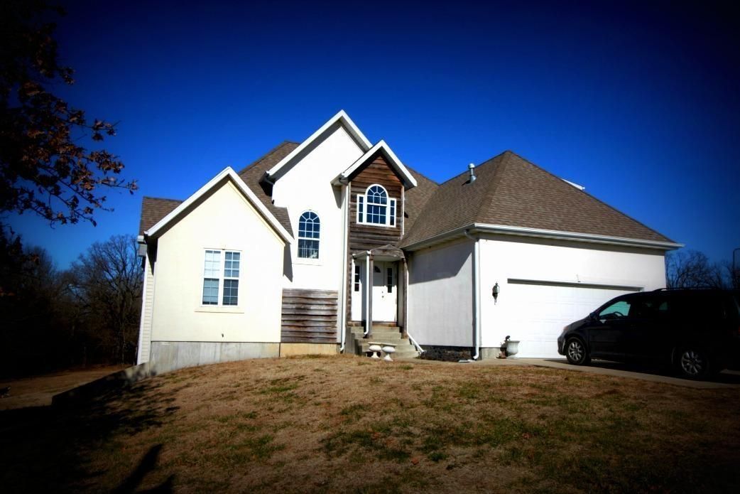 2.75 acres in Lawrence County, Missouri