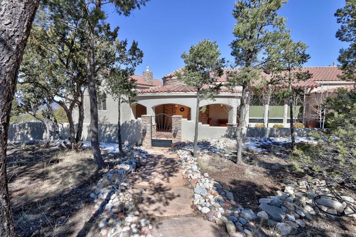 3 acres in Bernalillo County, New Mexico