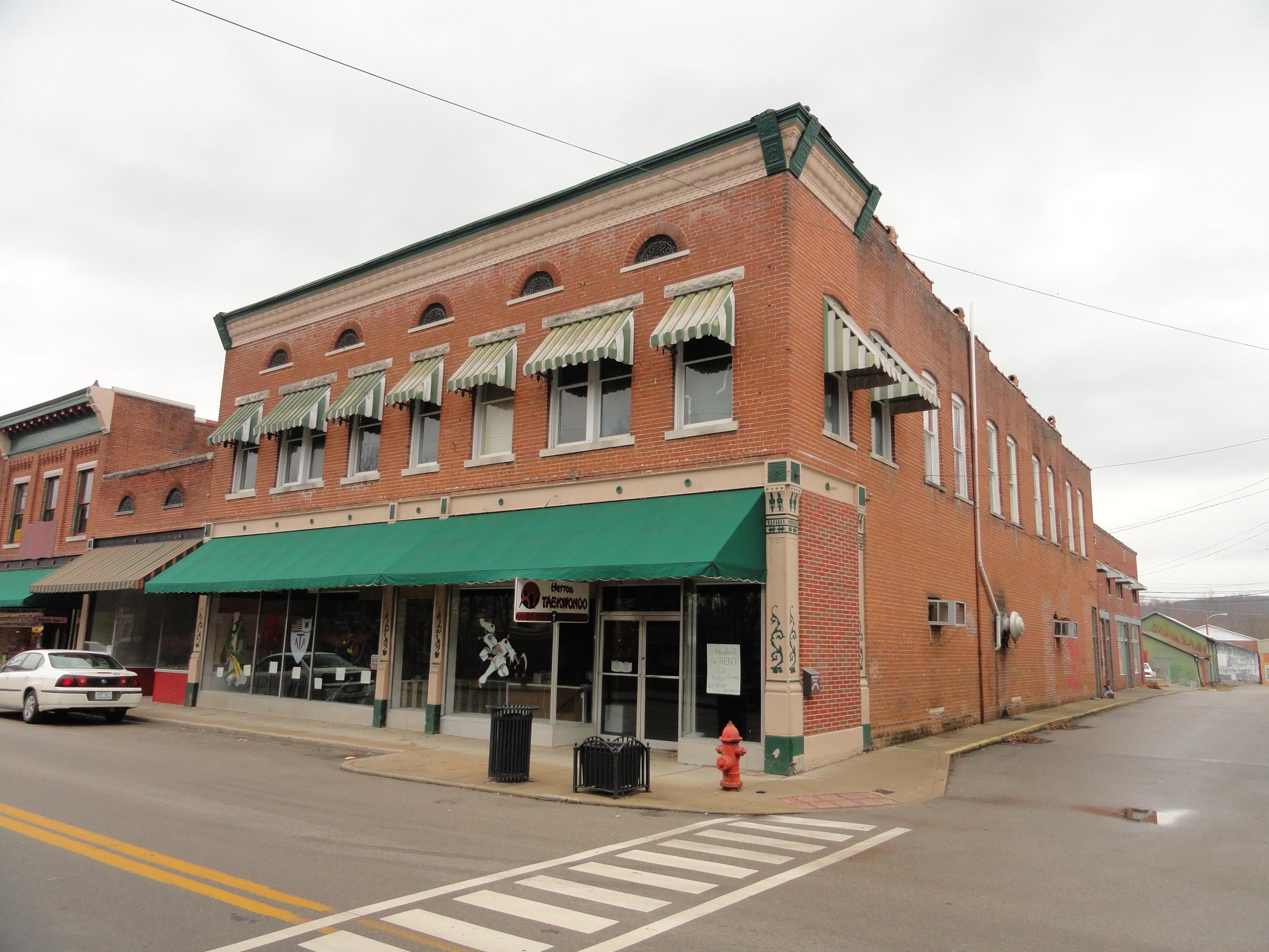 Hart County Ky Busted Newspaper - k4zu3qs