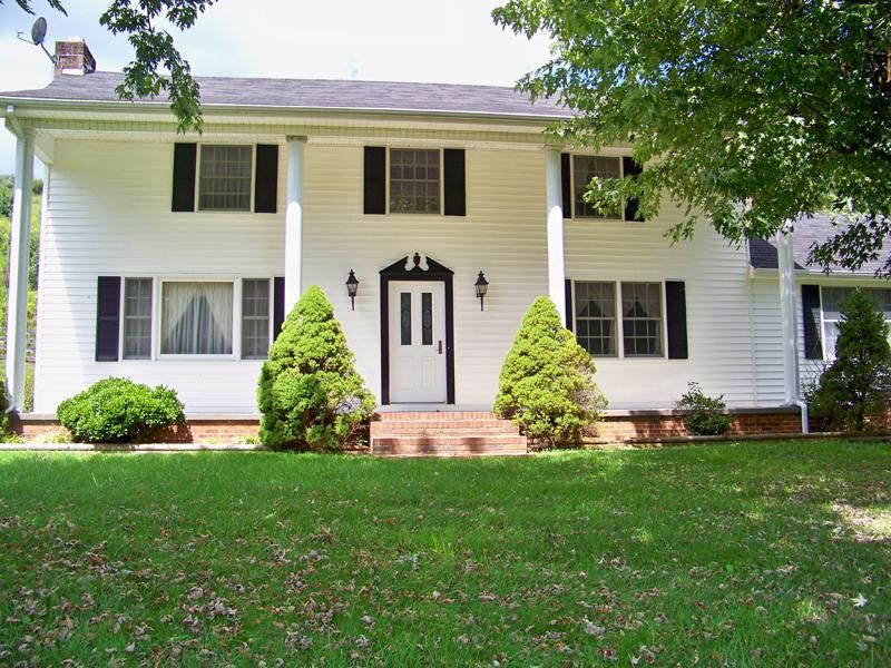 19 acres in Grayson County, Virginia