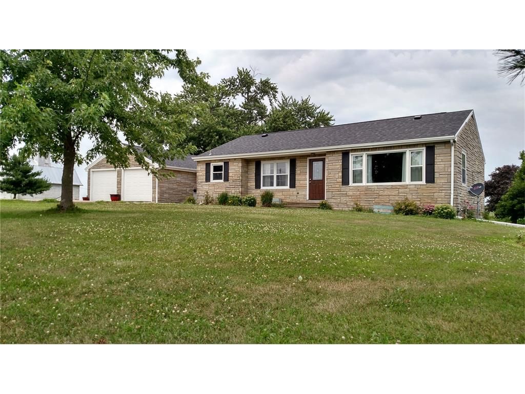 4.87 acres in Iowa County, Iowa