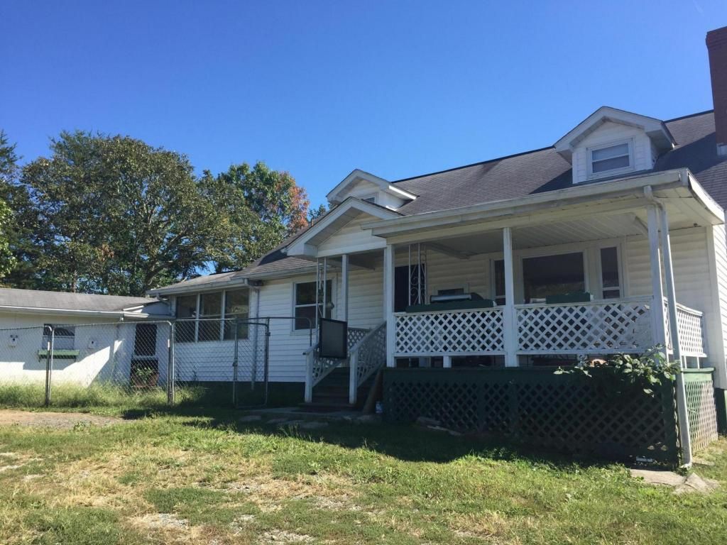 5.83 acres in Roane County, Tennessee