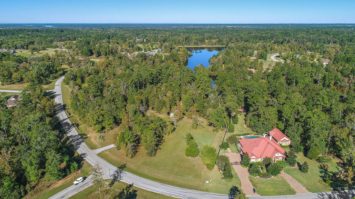 1569 Emerald Lakes, Willis, TX 77378