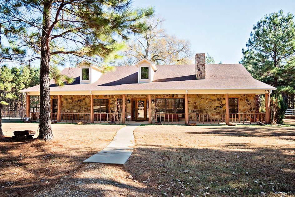 10 acres in Henderson County, Texas