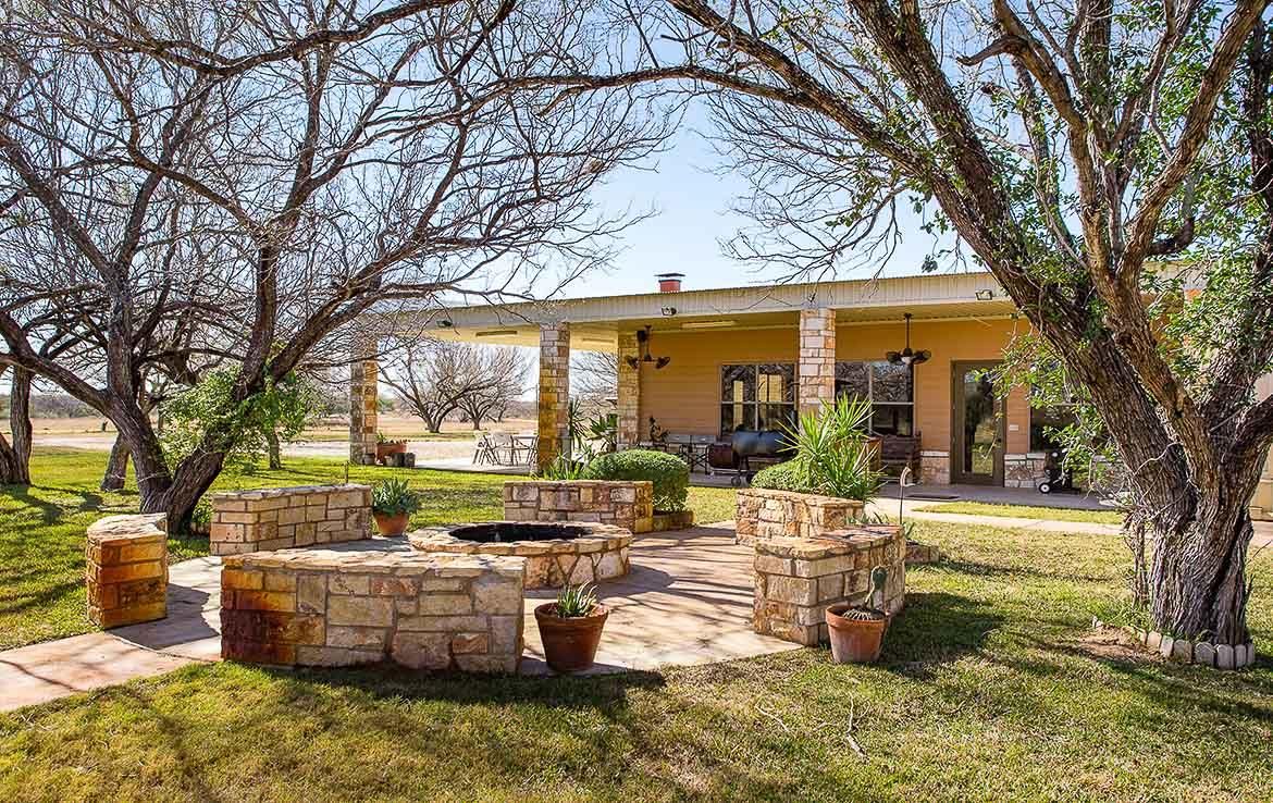 623 acres in Dimmit County, Texas